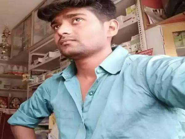 இலக்கிய பாரதி