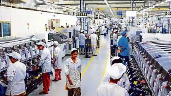 பாக்ஸ்கான் தொழிற்சாலை மீண்டும் திறப்பு - 500 தொழிலாளர்களுக்கு மட்டும் அழைப்பு 