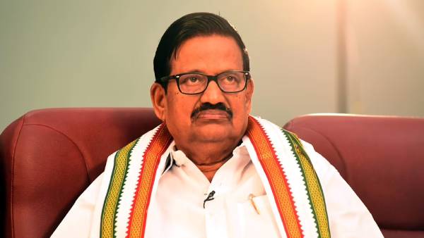 அதிகம் பேசுவதில்லை