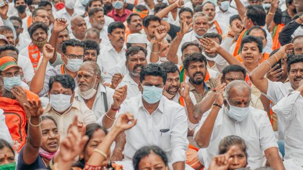 டெல்லி மேலிடம்