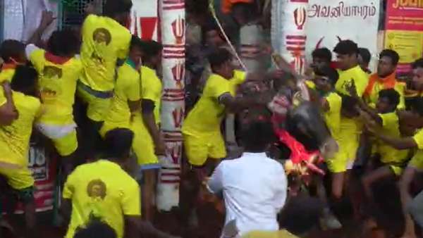 முதல்முறையாக கார்