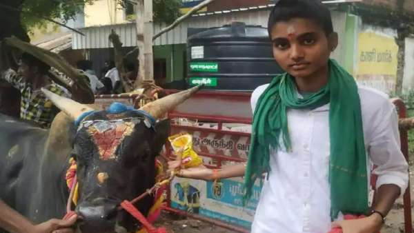 வீர தமிழச்சி யோகயோகதர்ஷினி