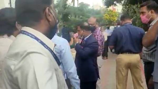 புகார்கள்