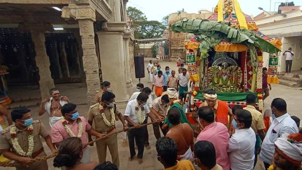 முத்துக்குமாரசாமி