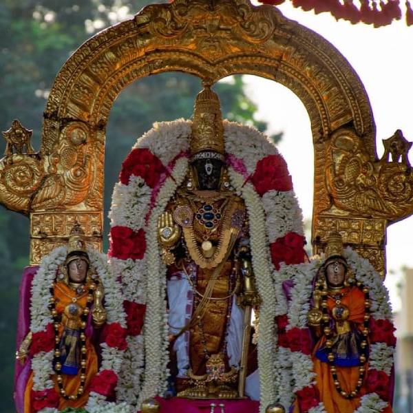 மோகினி அலங்காரம்