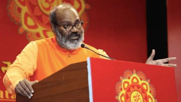 சர்ச்சை சாமியார்கள்