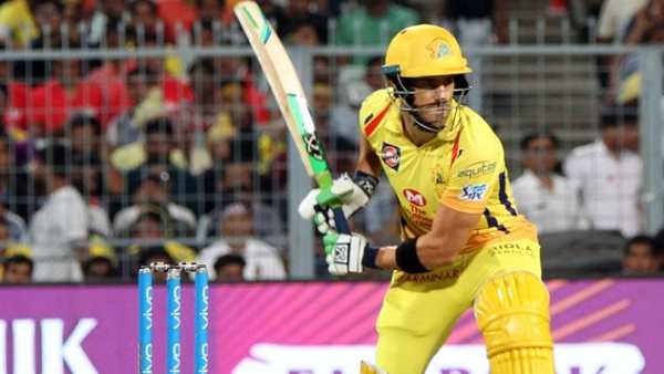 என்ன நடந்தது? பாதியில் கைவிட்ட சிஎஸ்கே.. டு பிளஸிஸை ஆர்சிபி எடுத்தது ஏன் தெரியுமா? பரபர பின்னணி 