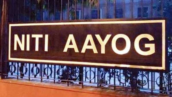 பொருளாதார வளர்ச்சி, சமூக முன்னேற்றத்தில் நாட்டிலேயே தமிழ்நாடு முதலிடம்: நிதி ஆயோக் அறிக்கை 