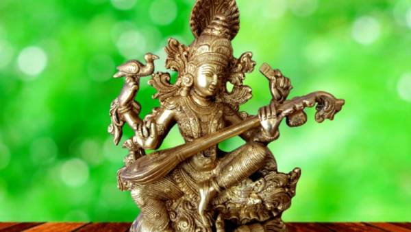 கல்வி வளம் தரும் சரஸ்வதி