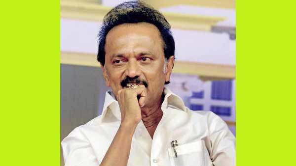 ஸ்டாலினிடம் கிசுகிசுத்த 3 பேர்.. \