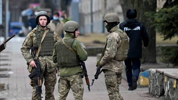 உக்ரைன் கொடுத்த பதிலடி.. 800 ரஷ்ய ராணுவ வீரர்கள் பலி.. 30 பீரங்கிகள் தகர்ப்பு