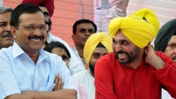 பஞ்சாப் பொற்கோவில், ஜாலியன் வாலாபாக் நினைவிடத்தில் பகவந்த் மான், அரவிந்த் கெஜ்ரிவால் 