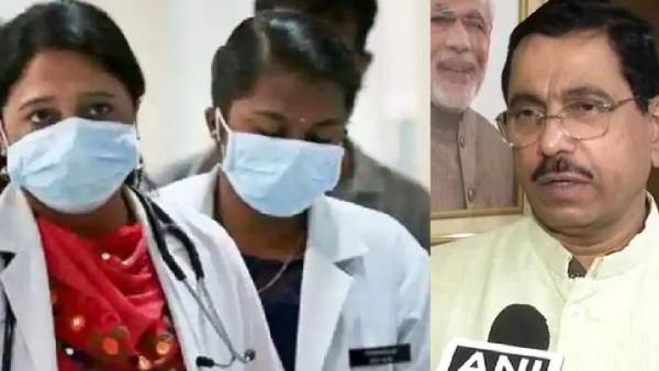 வெளிநாட்டில் மருத்துவம் படிக்கிறாங்க, ஆனா நீட் தேர்வில் பெயில் ஆகுறாங்க.. பிரகலாத் ஜோஷி கிண்டல் 