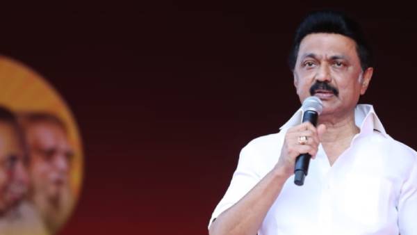 கூவிக் கூவி பிழைப்பு