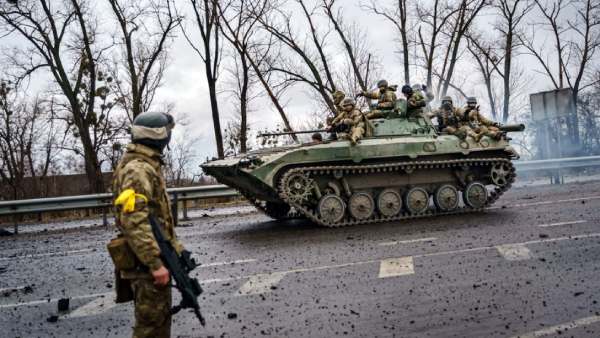 உக்ரைன் போரில் ரஷ்யாவிற்கு பின்னடைவு.. அடுத்தடுத்த நகரங்களுக்கு முன்னேற முடியாமல் திணறல்! என்னாச்சு? 