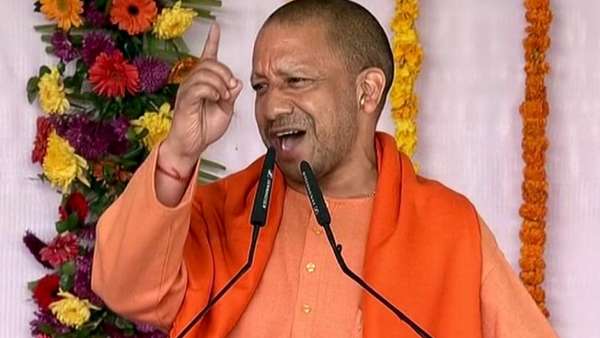 உ.பி. அரசியல் வரலாற்றிலேயே.. தொடர்ந்து 2வது முறையாக முதல்வராகும் முதலாவது முதல்வர் யோகி ஆதித்யநாத் 