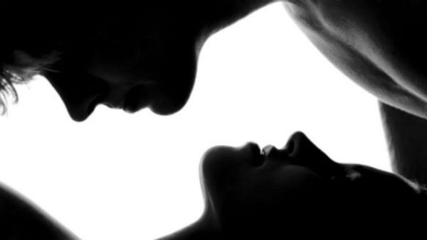 முதலிரவு.. ஆசையாய் நெருங்கிய மாப்பிள்ளை.. கூலாக “அதை” சொன்ன பெண்.. ராத்திரியெல்லாம் கதறி.. ட்விஸ்ட்