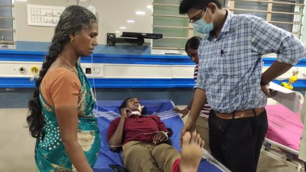 பெண் எஸ்.ஐ கழுத்தில் சரமாரி கத்தி குத்து.. பரபரத்த முதல்வர் ஸ்டாலின்..  போனில் நலம் விசாரிப்பு | Female SI stabbed in Nellai: MK Stalin inquired  about the health of Margaret ...
