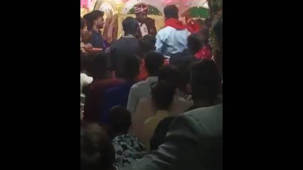 மணமகனுக்கு அறை