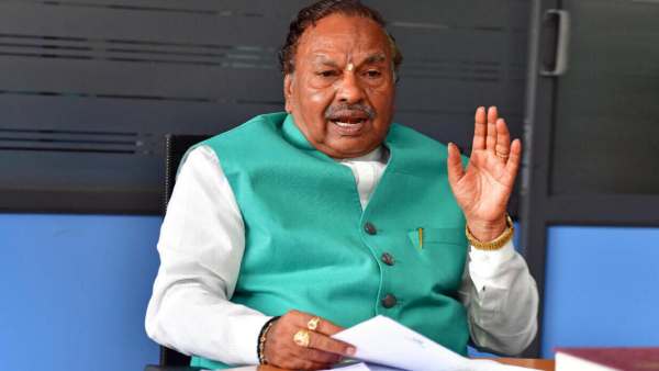 லஞ்ச புகார்.. கர்நாடக பாஜக அமைச்சர் ஈஸ்வரப்பா மீது எப்ஐஆர்.. களமிறங்கிய போலீஸ்! பதவி பறிபோக வாய்ப்பு?