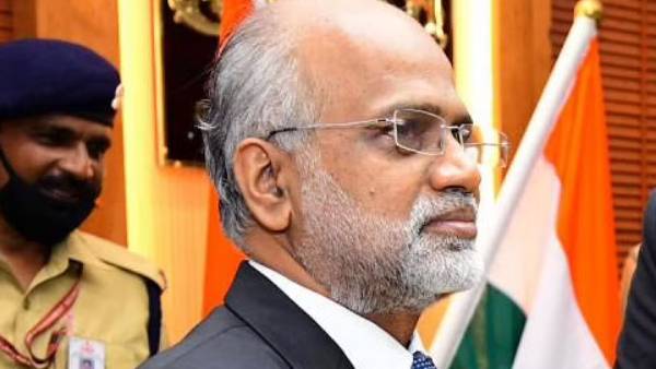 கேரளாவில் ஒரே போராட்டம்.. வெளியேரும் நிறுவனங்கள்.. தமிழ்நாடு வரும் ரூ.300 கோடி ஏற்றுமதி முதலீடு! 