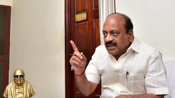 பக்திமானாக மாறிய தா.மோ. அன்பரசன்