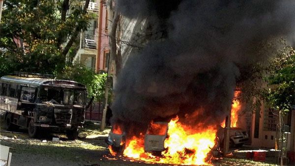 3வது மாடியில் குண்டுவெடிப்பு