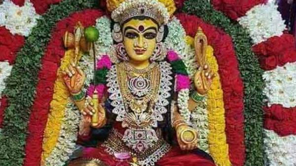 பக்தர்களுக்கு அன்னதானம்