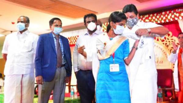 பிராமணருக்கும், பசுக்களுக்கும் முன்னுரிமை? சரக சபத் சம்ஸ்கிருத உறுதிமொழியில் இருப்பது என்ன? பின்னணி 