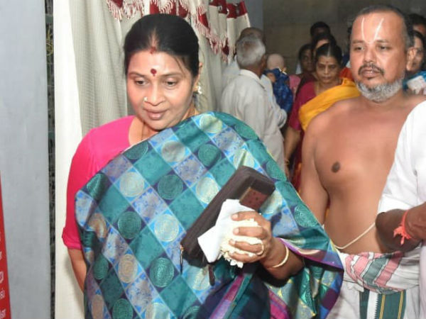 கோவில் காணிக்கை