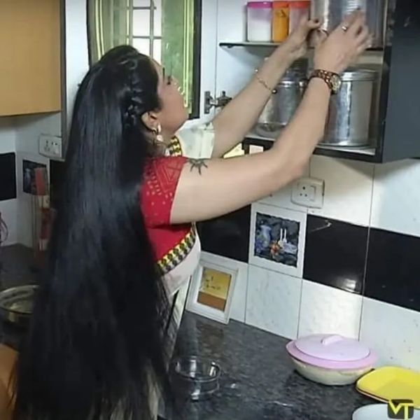 சீப்பில் தலைமுடி
