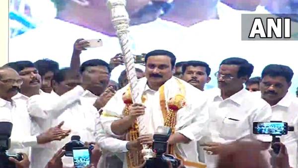 அன்புமணி தலைவர்
