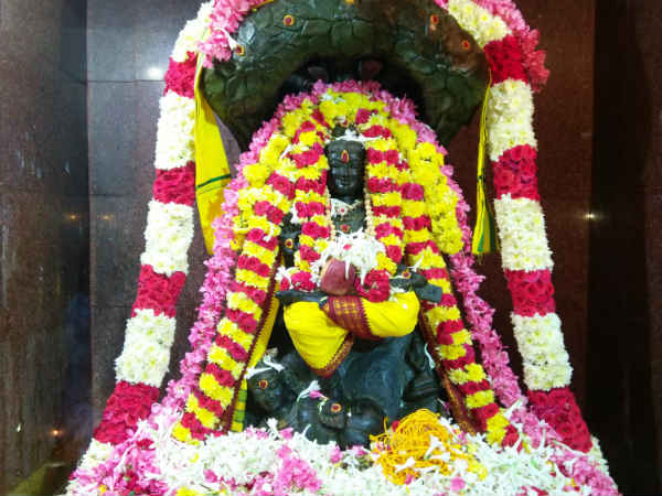 ஹம்ச யோகம் தரும் குருபகவான்