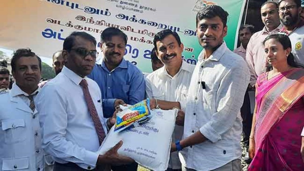 Srilanka: Eelam Tamils got Tamilnadu Govts humanitarian aid consignments Srilanka: Eelam Tamils got Tamilnadu Govts humanitarian aid consignments