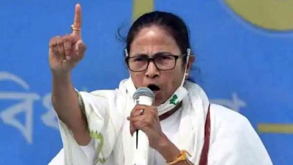 போலீஸ் பைலட் வாகனத்துடன் வரக்கூடாது