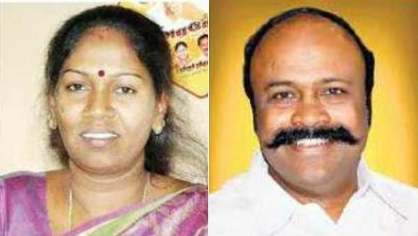 அரசு அலுவலர்கள்
