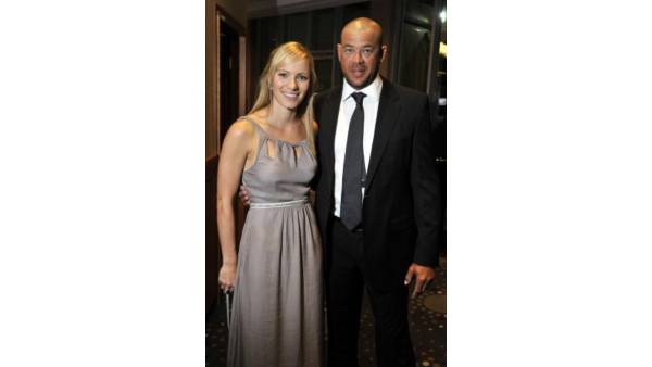 ரெண்டு குழந்தைங்க இருக்கே.. என்ன பண்ணுவேன்? உடைந்து அழுத ஆண்ட்ரூ சைமண்ட்ஸ் மனைவி.. கலக்கமான பின்னணி 