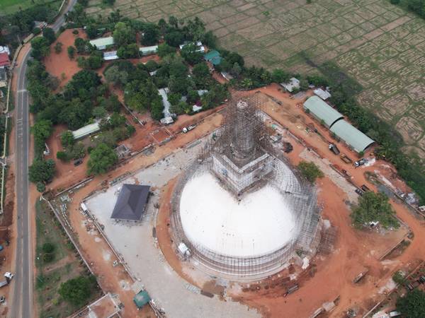 அதிகாரிகள் தயக்கம்
