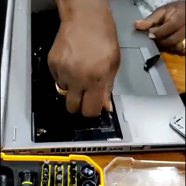 கொண்டைகள்
