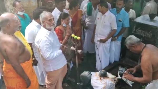 Minister PK Sekar Babu personally visited Coimbatore District Poondi Arulmigu Vellingiri Temple Minister PK Sekar Babu personally visited Coimbatore District Poondi Arulmigu Vellingiri Temple