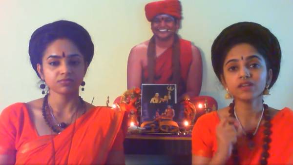 எல்லாம் வதந்தி..நம்பாதீங்க..கைலாசத்தை விட்டு ஓடமாட்டோம்..நித்யானந்தா பற்றி சிஷ்யைகள் பரபரப்பு 