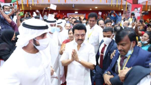 அமைச்சர்கள் பயணம்