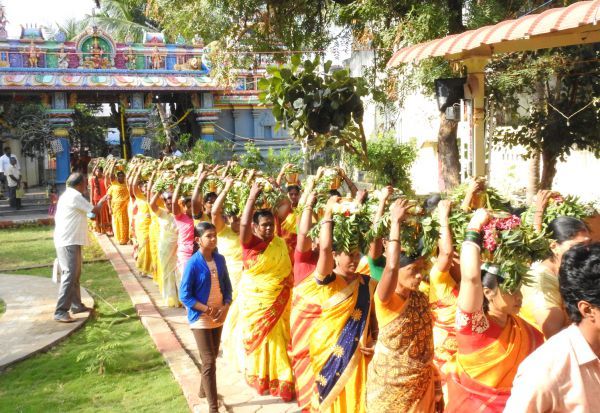 3 லட்சம் லிட்டர் பாலபிஷேகம்