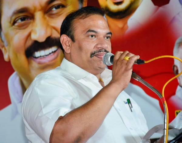 தர்ணா போராட்டம்