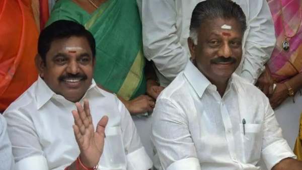 அதிமுகவில் ட்விஸ்ட்! “இந்த 2 பேருமே வேணாம்”.. அந்த 2 பேர் தலைமையில் மேற்கு மண்டலத்தில் ரகசிய ஆலோசனை? 