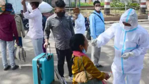 வெளிநாட்டு பயணிகள் கண்காணிப்பு