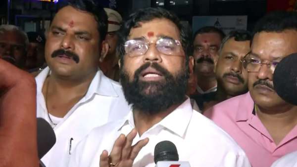 அணி தாவல்