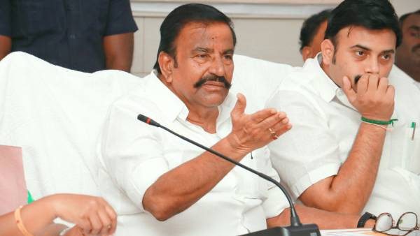 செல்போன் பார்த்த அதிகாரி! என்னய்யா கொஞ்சம் கூட பொறுப்பில்லாம இருக்க! திட்டி தீர்த்த அமைச்சர் நேரு! 