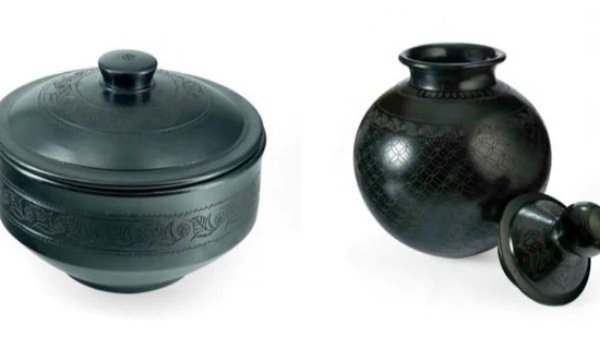 PHOTOS : Here are photos of Prime Minister Narendra Modis gifts to leaders at the G7 summit PHOTOS : Here are photos of Prime Minister Narendra Modis gifts to leaders at the G7 summit