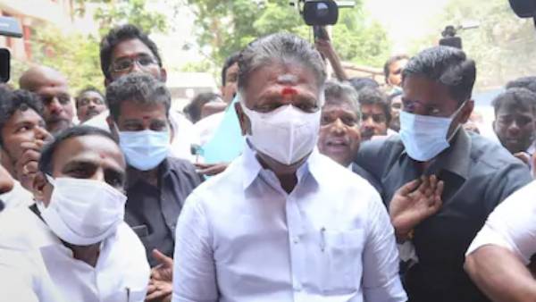 தனியாக சந்திக்கவில்லை